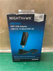 美品✳️NETGEAR A8000 AXE3000 wifi6E USBアダプター NETGEAR Nighthawk A8000 AXE3000 Tri-Band Wi-Fi 6E USB 3.0 Adapter